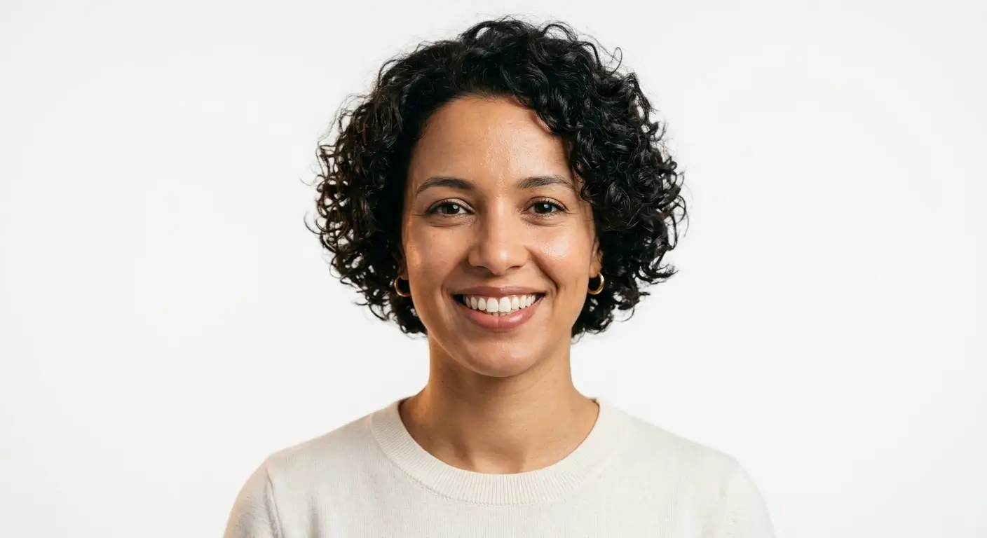 Patiente souriante au Centre Dentaire, Dr Benjelloun Saad, El Fida., Casablanca